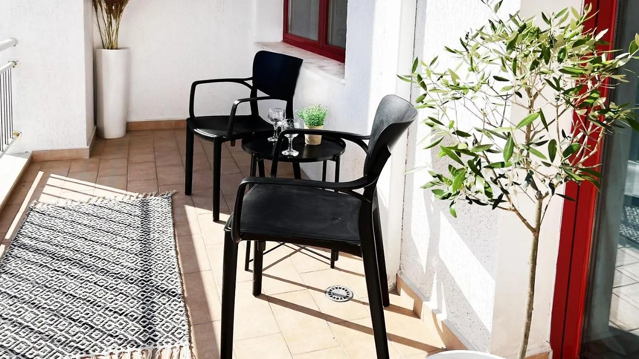 Lilly'S Apartment Plazh Durrës